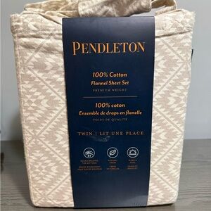 Pendleton Beige and Cream Aztec Cotton Flannel Sheet Set